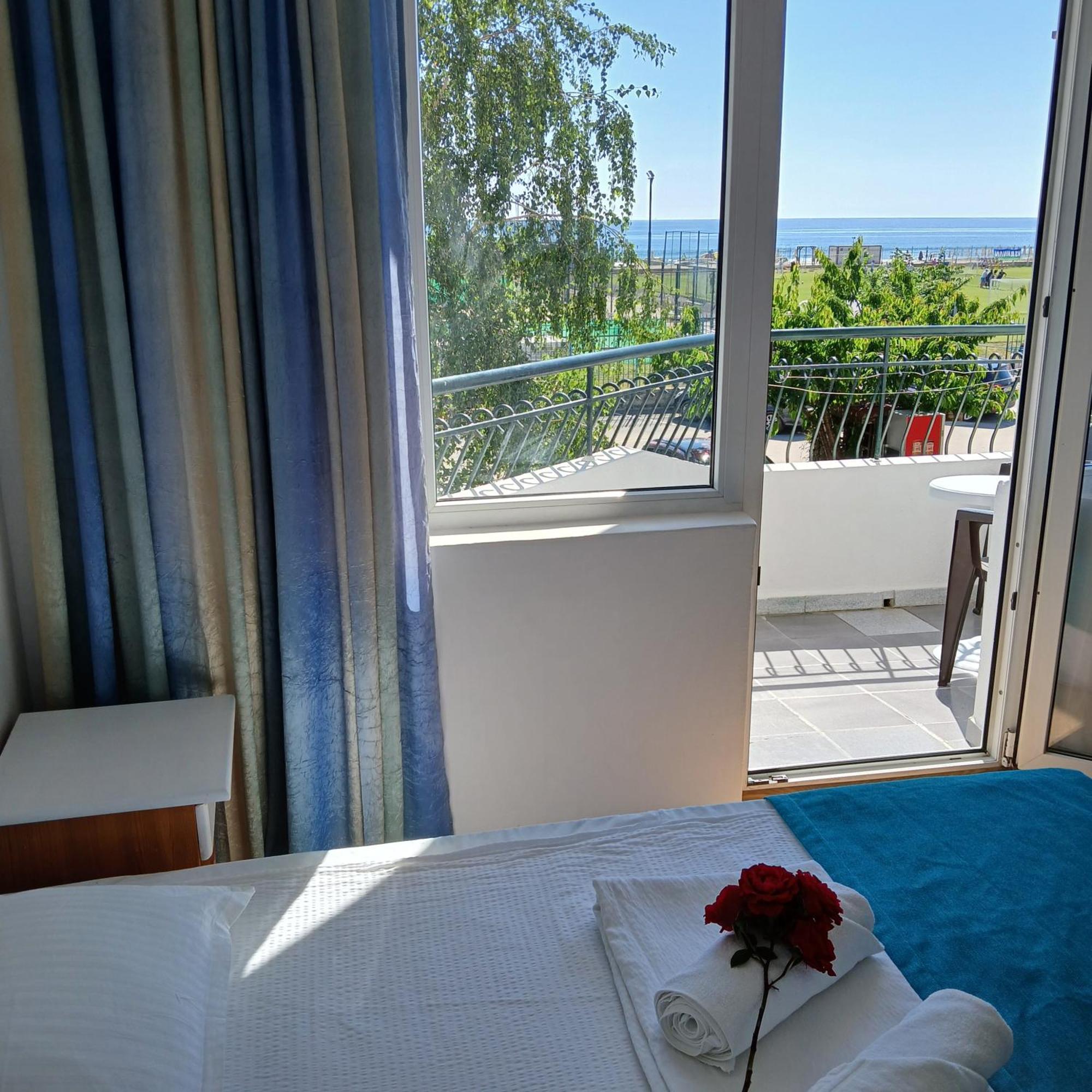 Sunny Island Obzor Hotel Ngoại thất bức ảnh