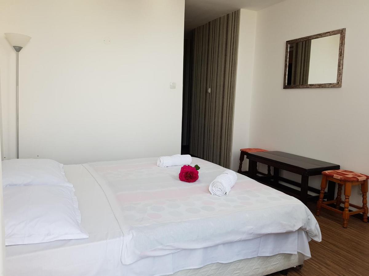 Sunny Island Obzor Hotel Ngoại thất bức ảnh